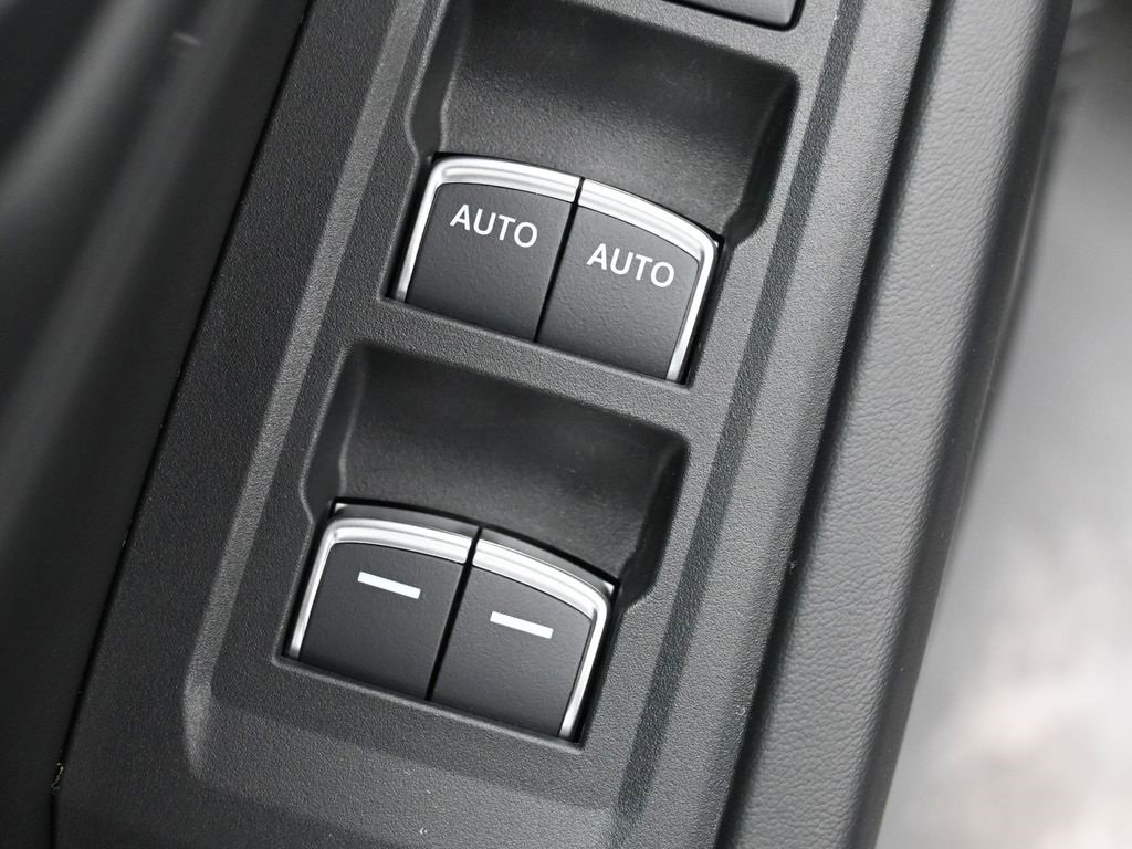 Used 2023 Honda Accord EX-L image 14