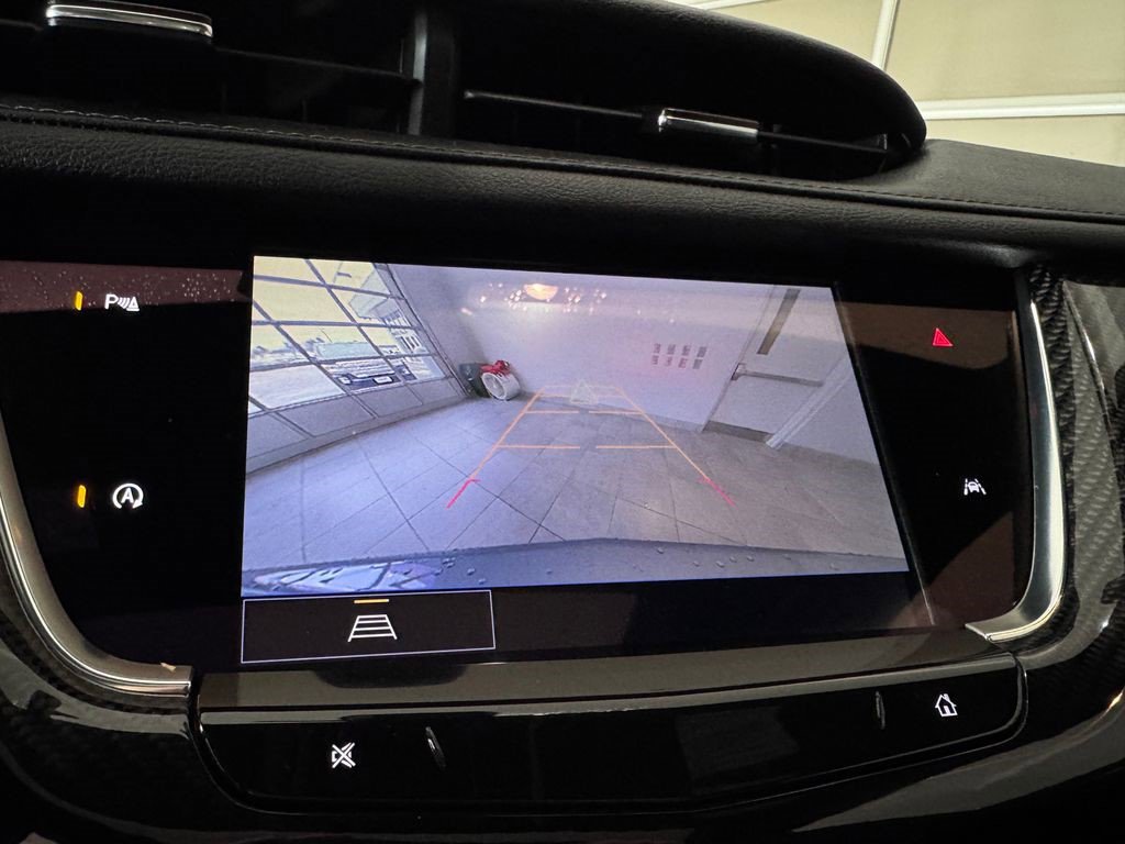 Certified 2024 Cadillac XT6 Sport AWD/4WD image 22
