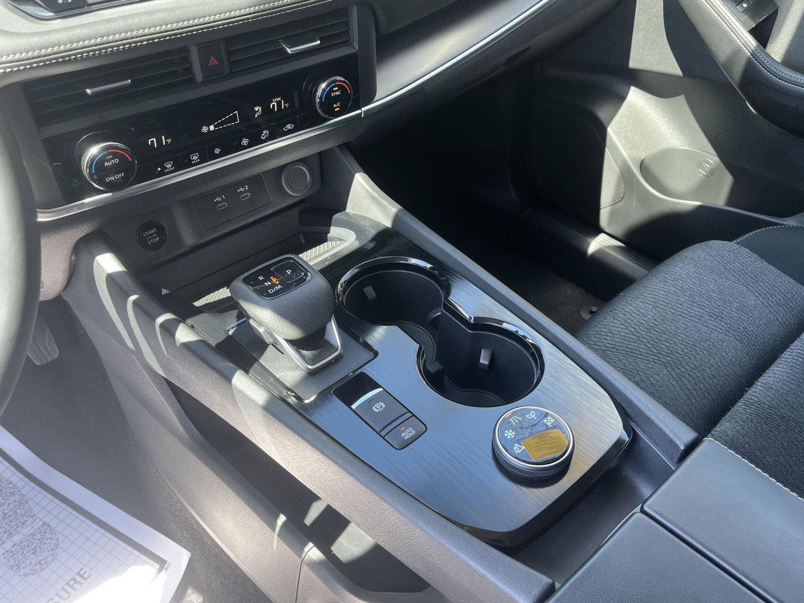 Certified 2025 Nissan Rogue SV AWD/4WD image 25