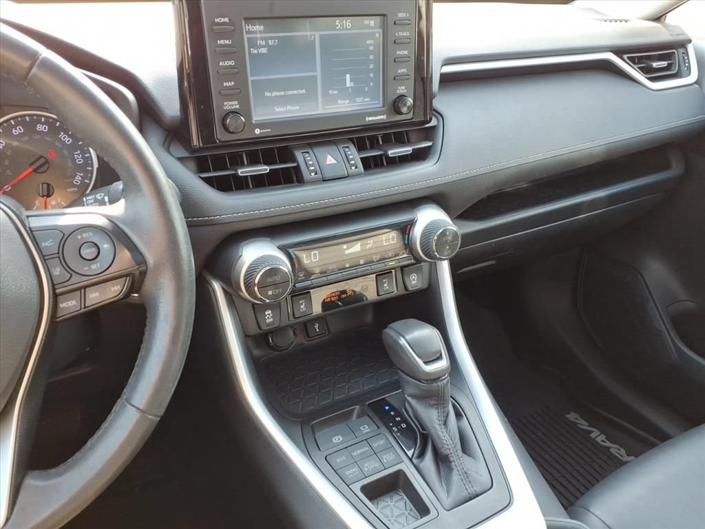 Certified 2020 Toyota RAV4 XLE Premium AWD/4WD image 26