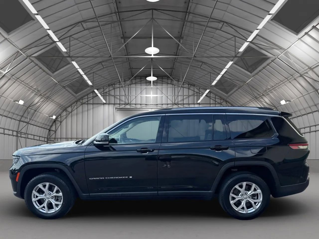 Used 2021 Jeep Grand Cherokee L Limited image 7