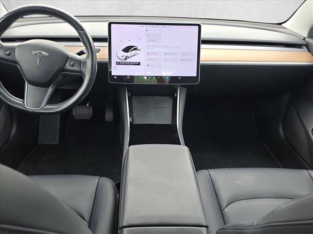 Used 2018 Tesla Model 3 Long Range image 17