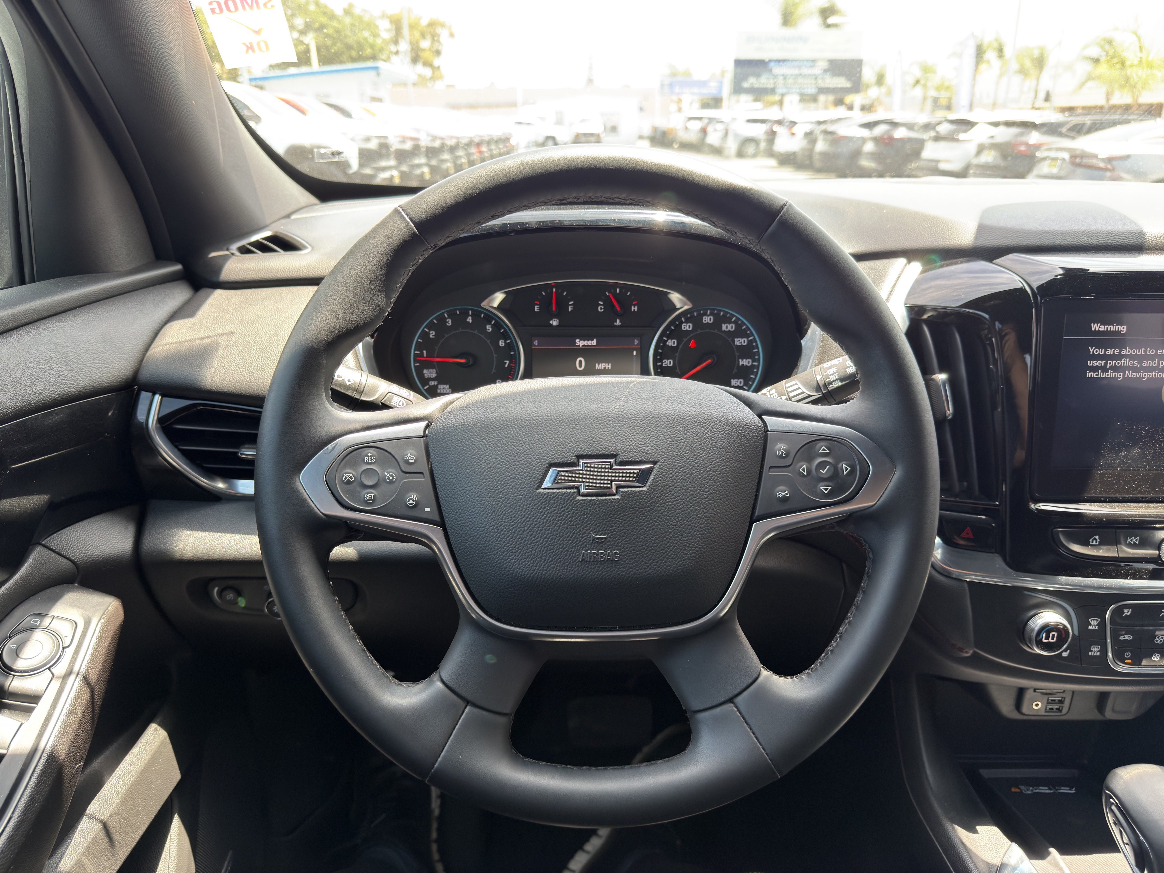 Used 2023 Chevrolet Traverse RS AWD/4WD image 33