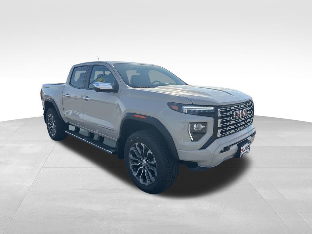 Used 2026 GMC Canyon Denali image 4