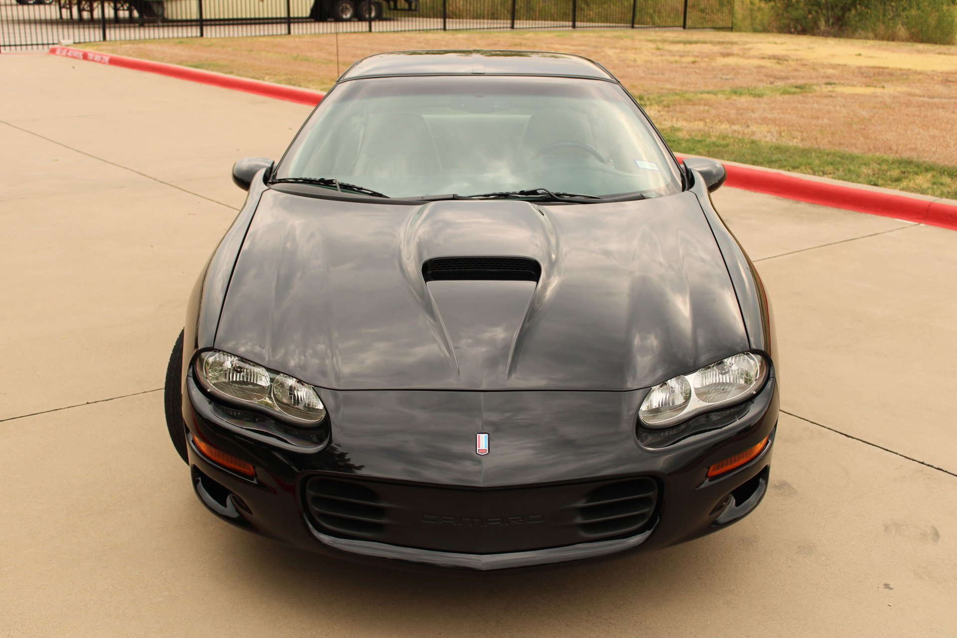 Used 1999 Chevrolet Camaro Z28 w/ SS Performance/Appearance Pkg RWD image 23