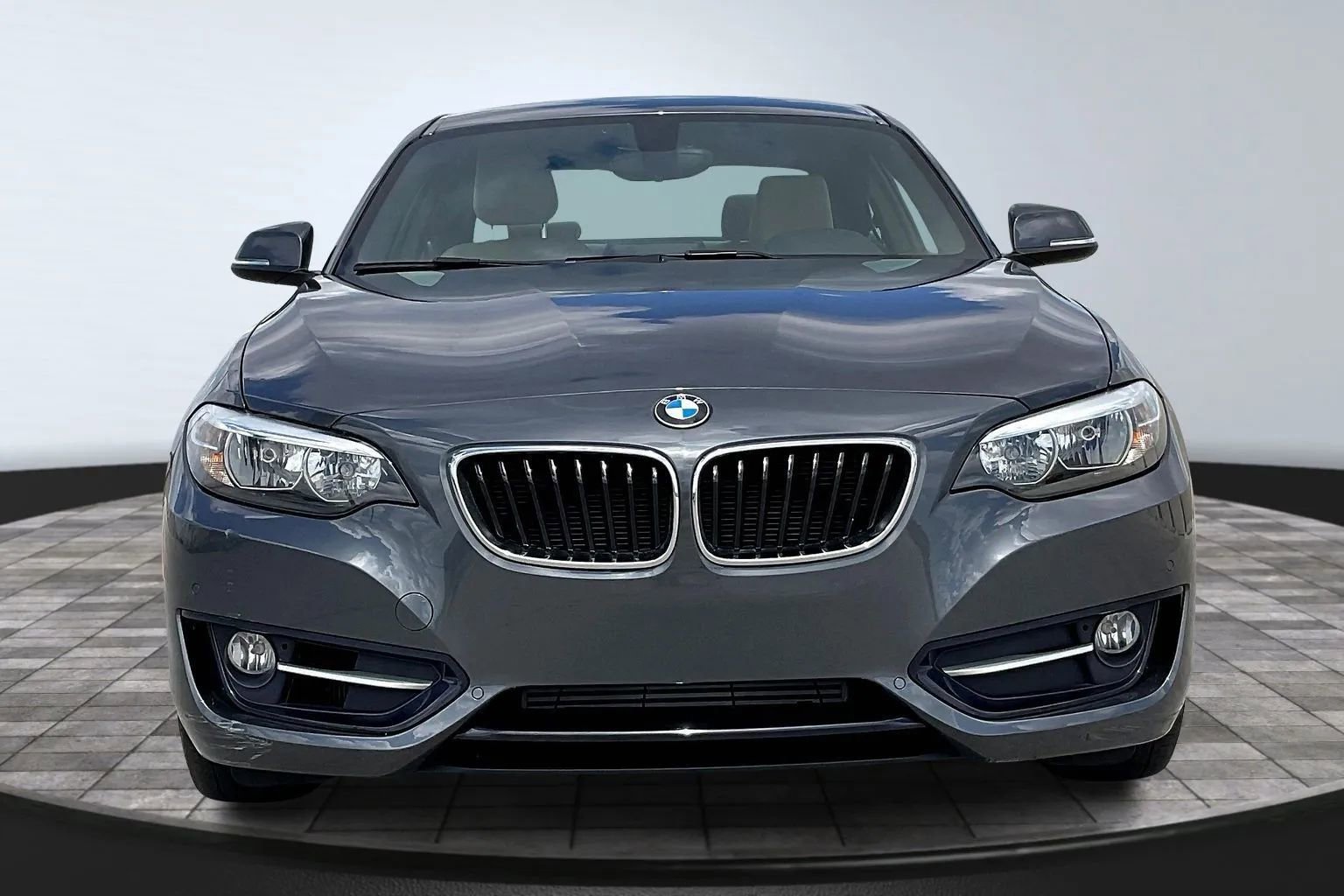 Used 2016 BMW 228i Coupe image 2