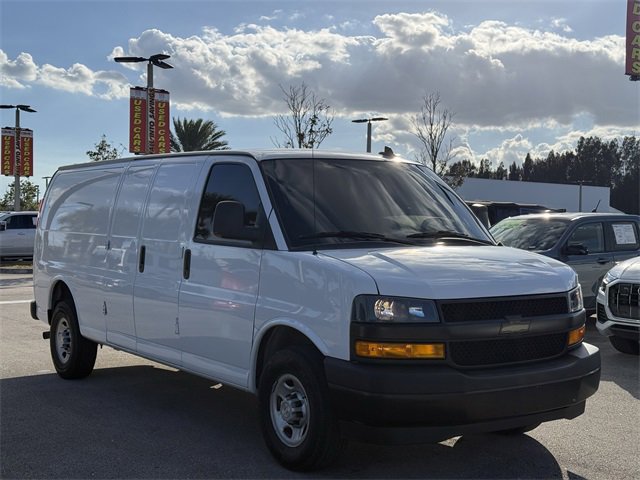 Used 2021 Chevrolet Express 2500 Extended w/ Driver Convenience Package image 4