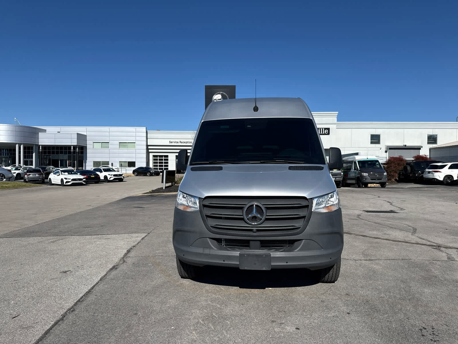 Used 2024 Mercedes-Benz Sprinter 2500 image 8
