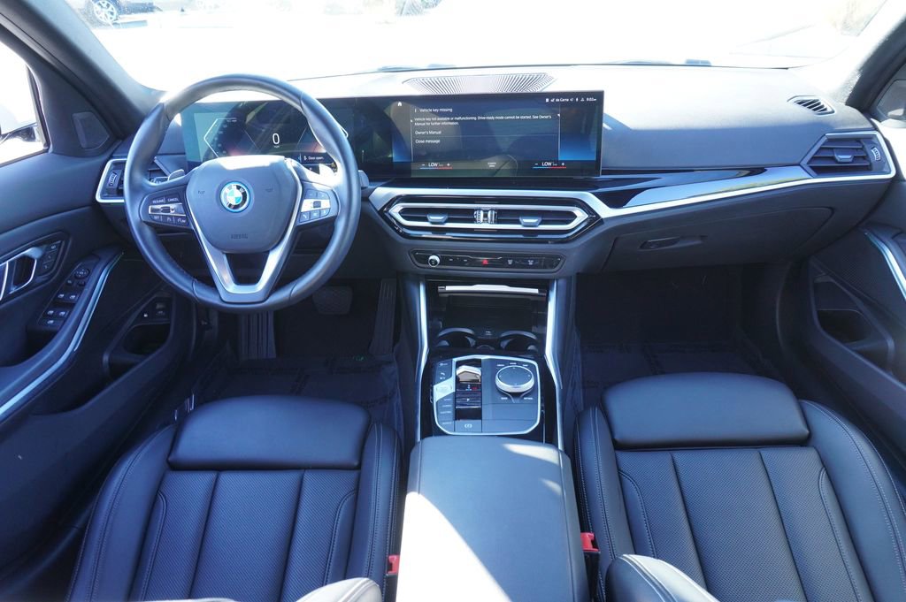Used 2023 BMW 330e w/ Driving Assistance Package image 11