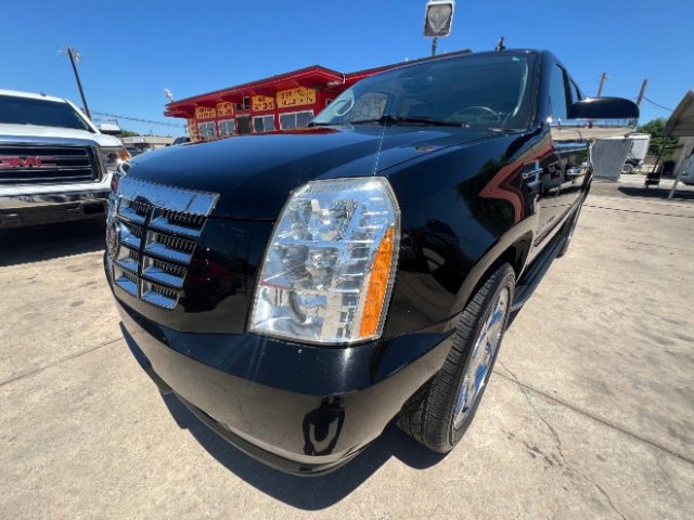 Used 2012 Cadillac Escalade ESV Luxury RWD image 1