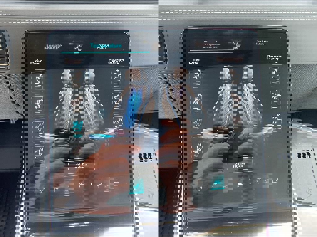 New 2026 Cadillac Escalade IQ Sport 1 w/ LPO, ONYX Package image 21