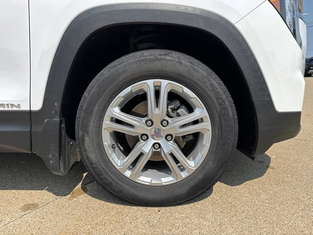 Used 2022 GMC Terrain SLE w/ Driver Convenience Package AWD/4WD image 9