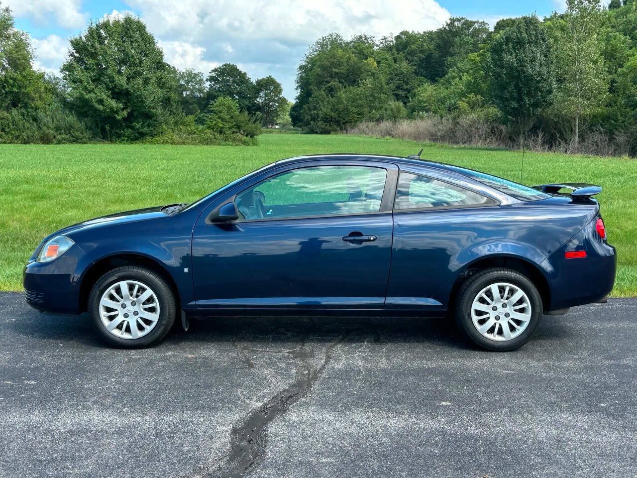 Used 2009 Chevrolet Cobalt LT FWD image 3