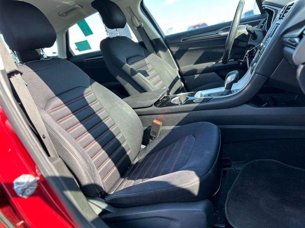 Used 2014 Ford Fusion SE w/ Equipment Group 501A image 10