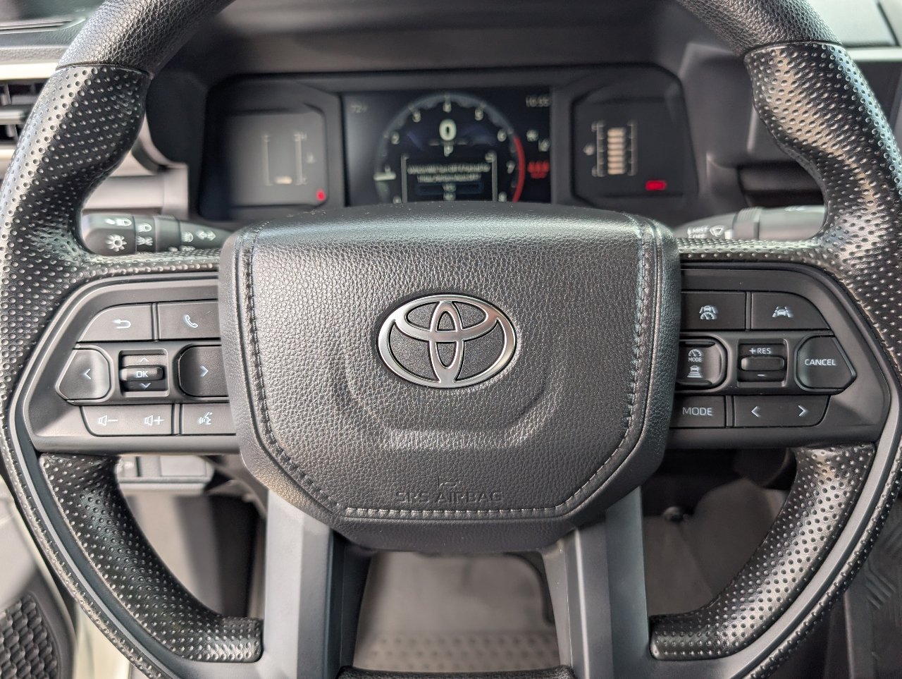 Used 2026 Toyota Tacoma SR5 RWD image 18