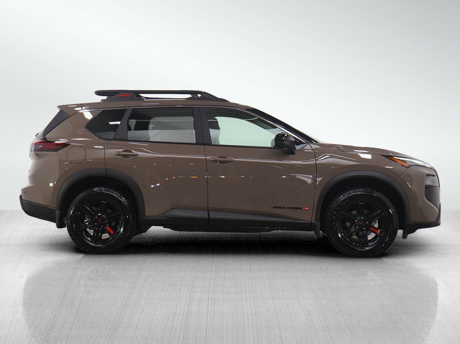Used 2025 Nissan Rogue SV w/ Rock Creek Premium Package image 8