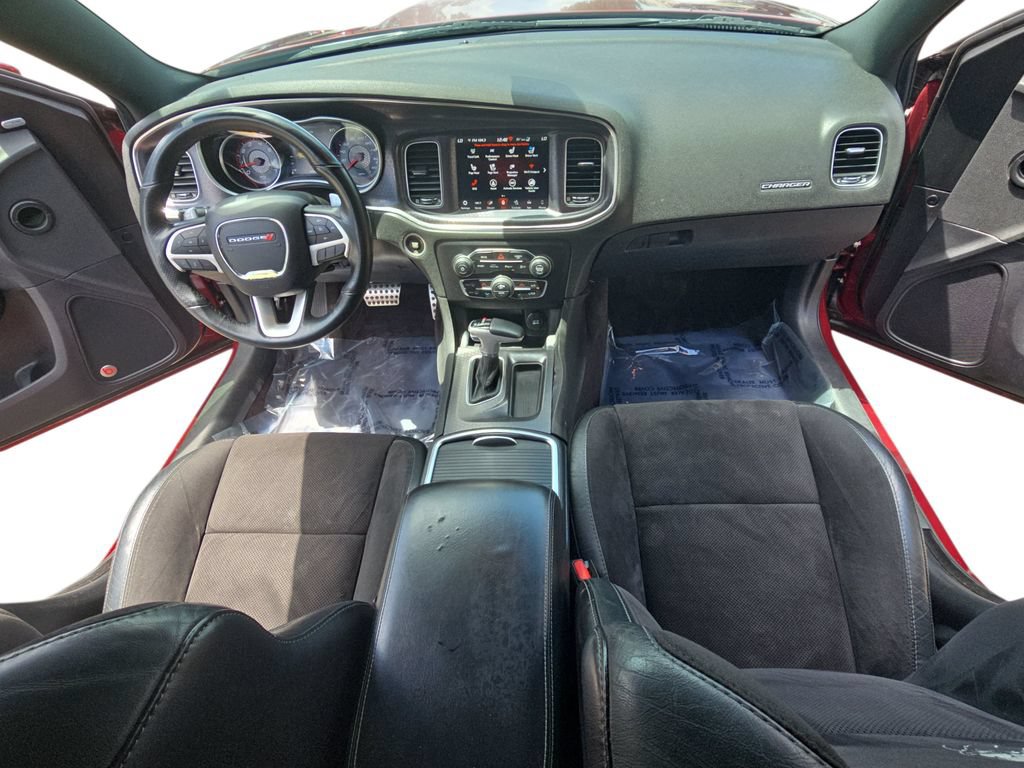 Used 2018 Dodge Charger R/T Scat Pack w/ Dynamics Package RWD image 9