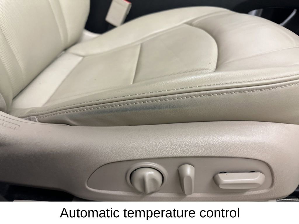 Used 2021 Buick Enclave Essence w/ Sound and Sites Package image 21