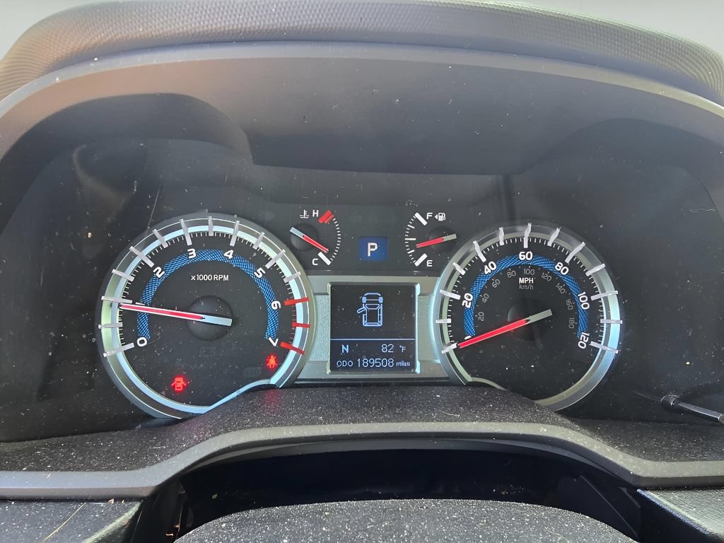 Used 2014 Toyota 4Runner SR5 AWD/4WD image 16