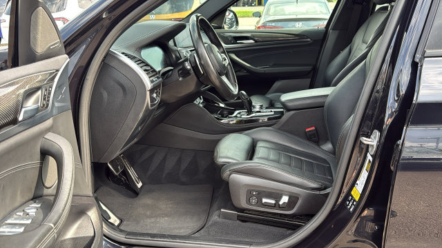 Used 2021 BMW X4 M40i w/ Executive Package AWD/4WD image 2