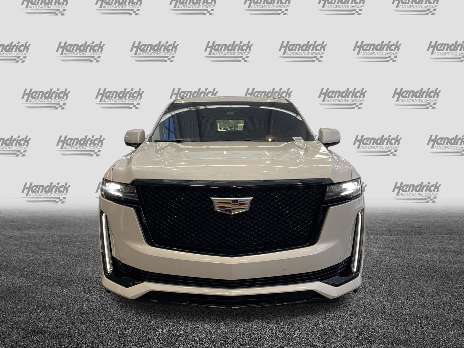 Used 2023 Cadillac Escalade Sport Platinum image 3