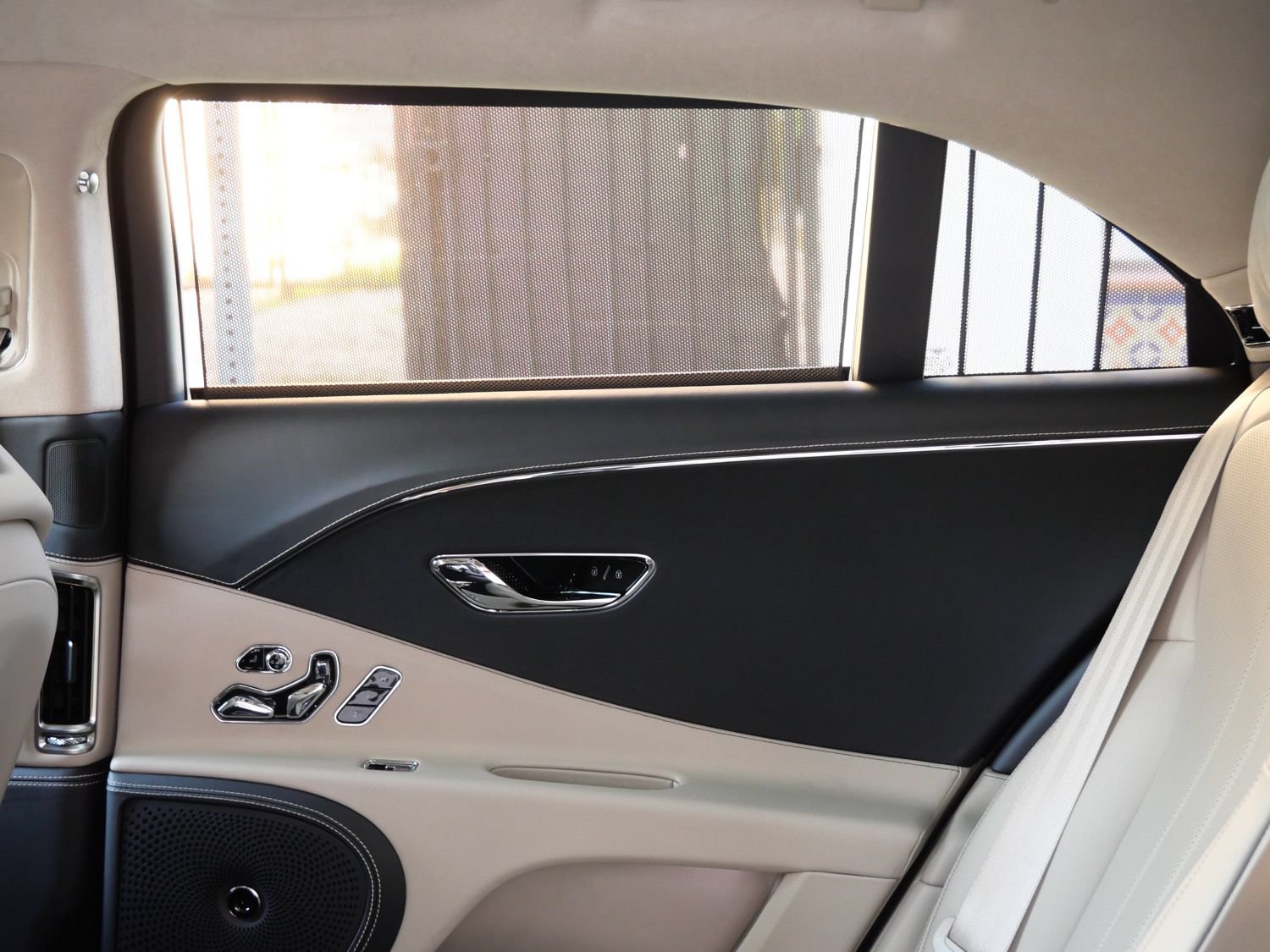 New 2026 Bentley Flying Spur Plug-In Hybrid AWD/4WD image 22