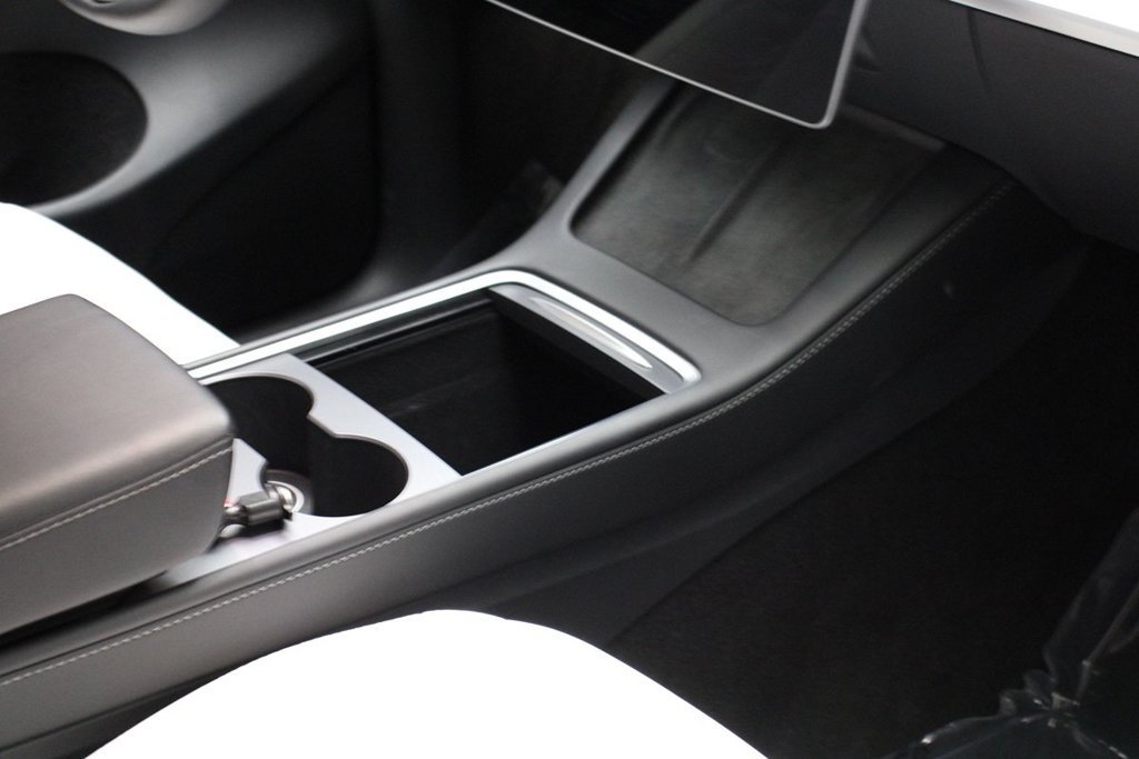Used 2023 Tesla Model Y Long Range AWD/4WD image 18