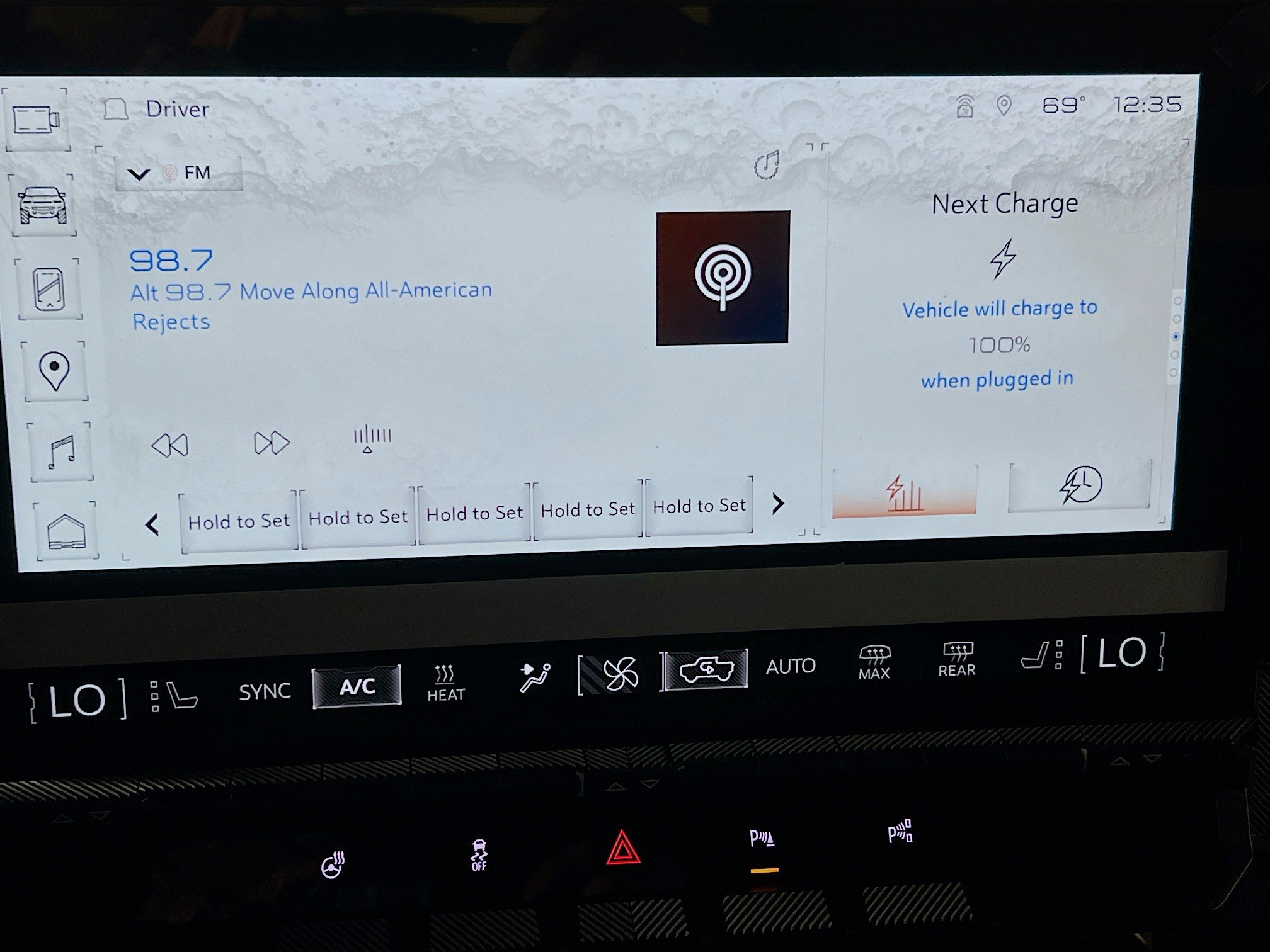 Used 2024 GMC Hummer EV 2X w/ LPO, Illumination Package image 15