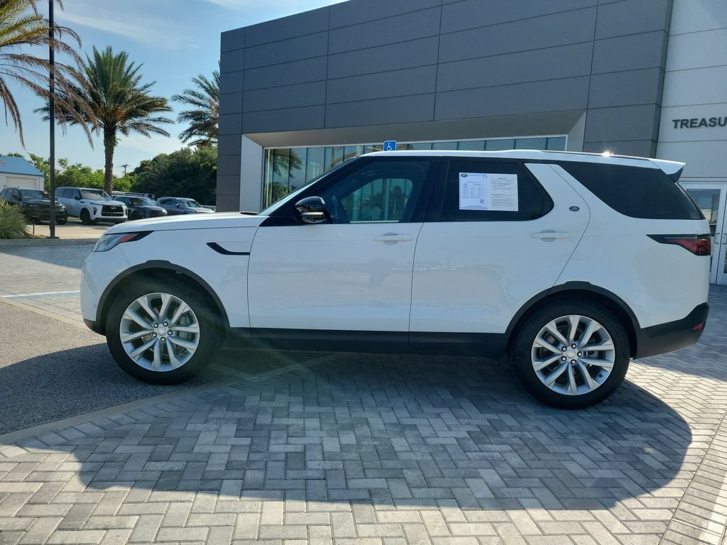 Certified 2025 Land Rover Discovery S AWD/4WD image 2