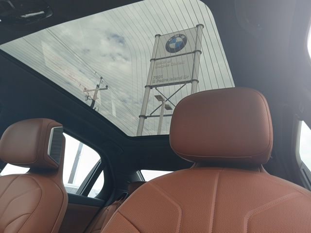 New 2025 BMW i7 xDrive60 AWD/4WD image 31