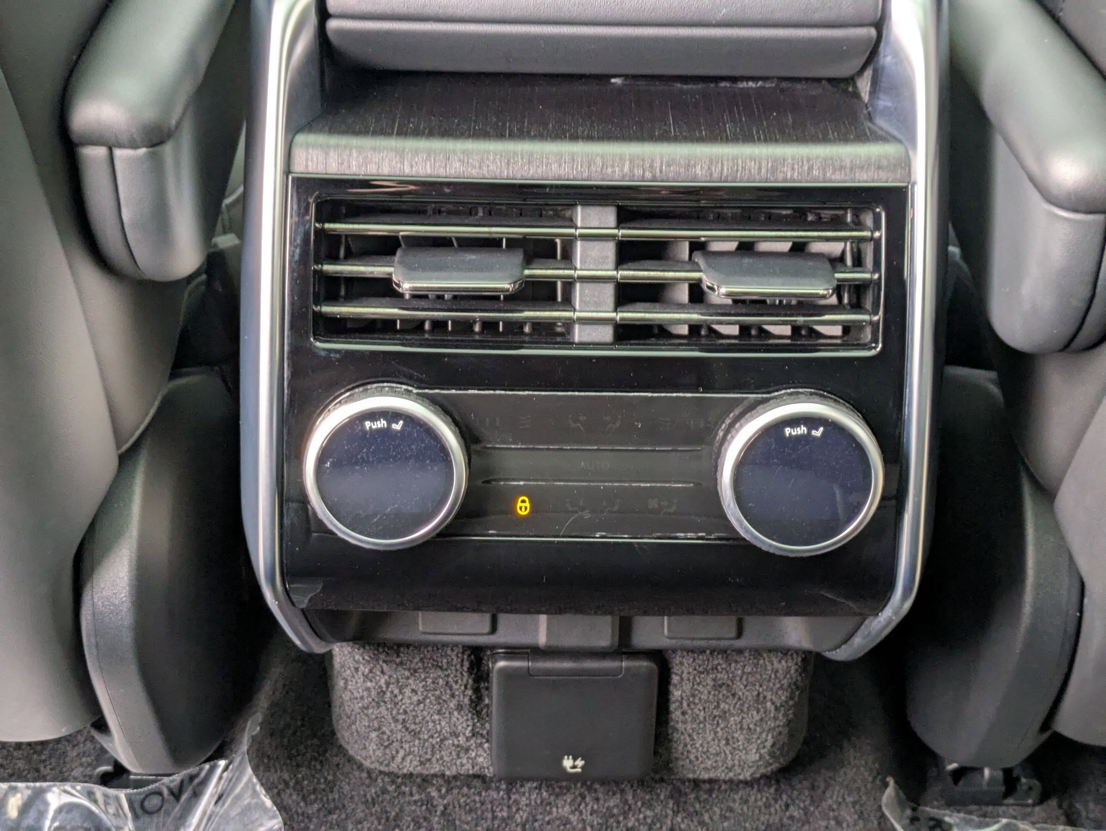 Certified 2022 Land Rover Range Rover Long Wheelbase SE image 26