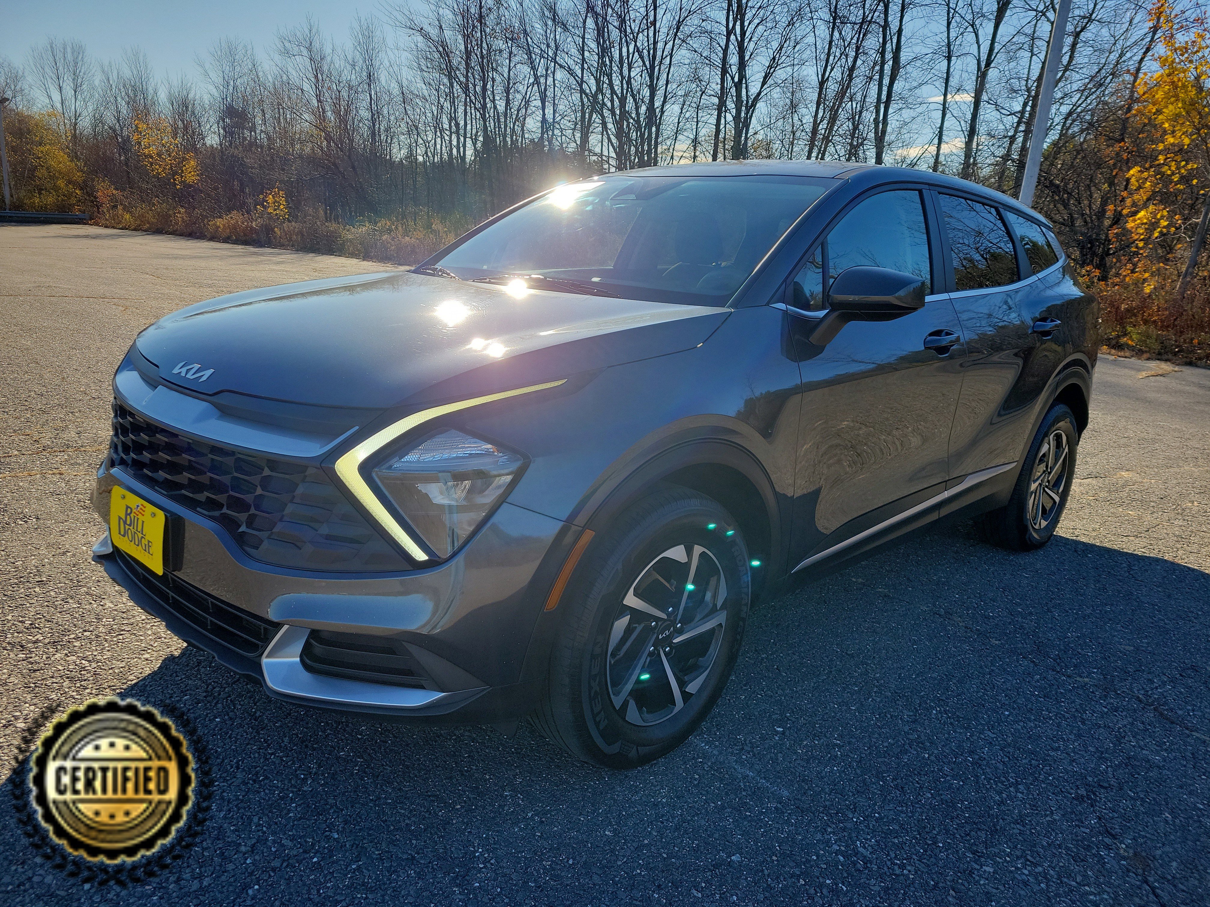 Used 2023 Kia Sportage LX image 1