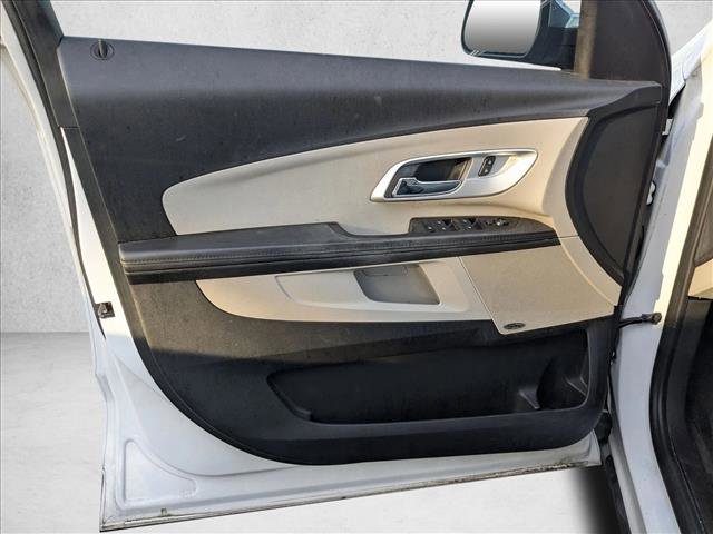 Used 2016 Chevrolet Equinox LTZ w/ Enhanced Convenience Package image 9