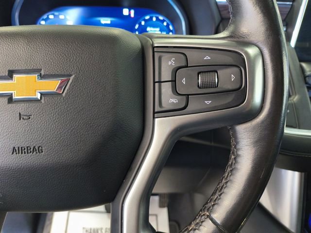 Used 2022 Chevrolet Suburban LT w/ Luxury Package AWD/4WD image 17