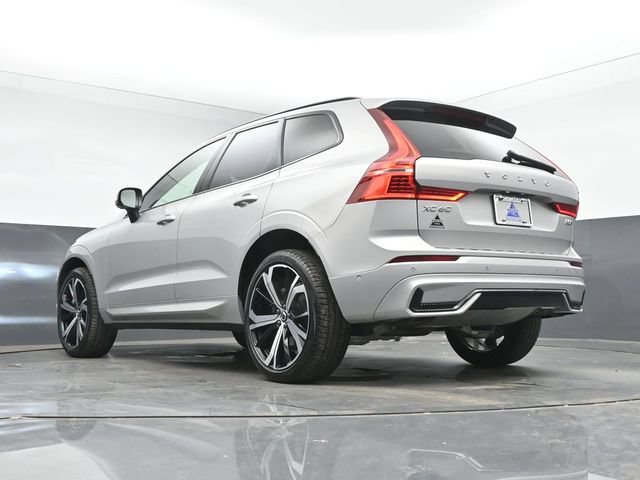 Used 2024 Volvo XC60 B5 Ultimate w/ Climate Package AWD/4WD image 44