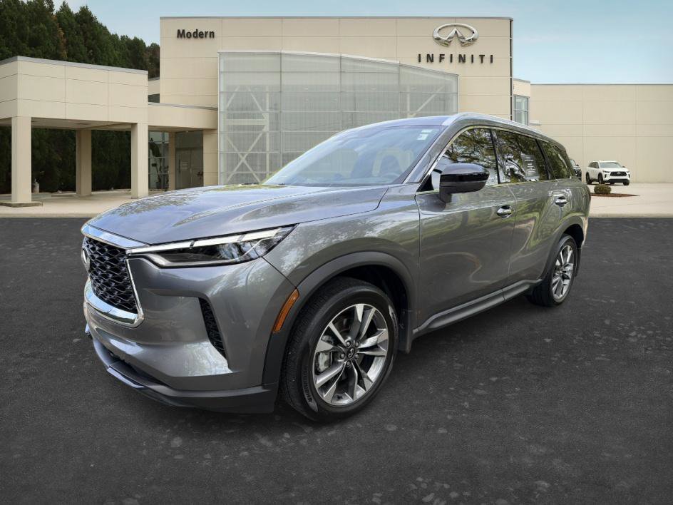 Certified 2025 INFINITI QX60 Luxe w/ Vision Package image 1