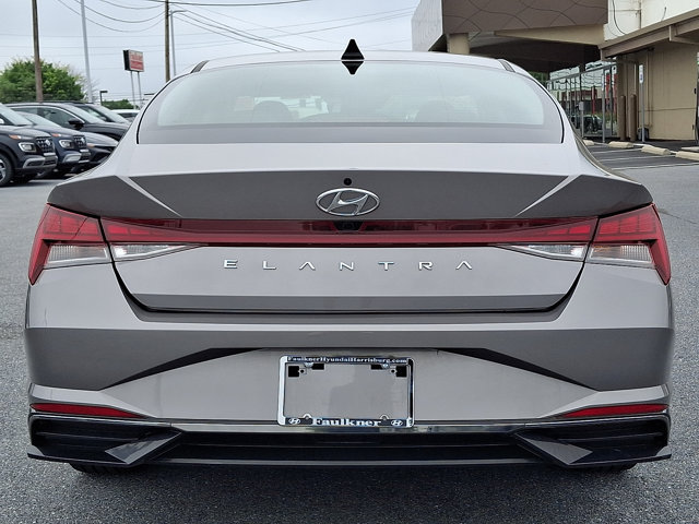 Certified 2021 Hyundai Elantra SEL w/ Convenience + Premium Package FWD image 5