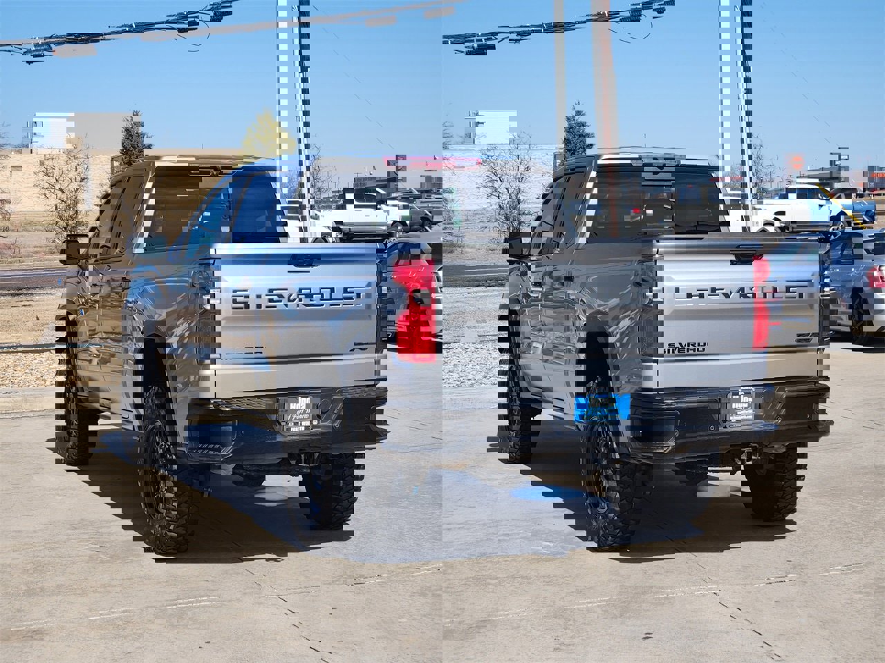 Used 2023 Chevrolet Silverado 1500 ZR2 w/ Technology Package image 7