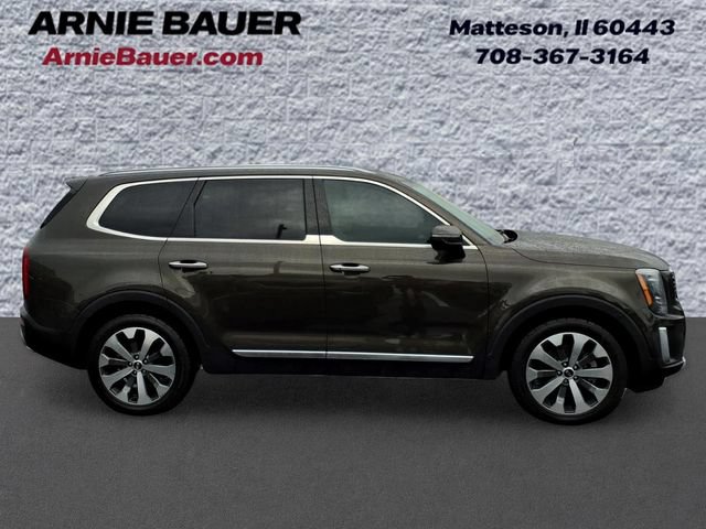 Used 2020 Kia Telluride S w/ S 8 Passenger Seating Package FWD image 4