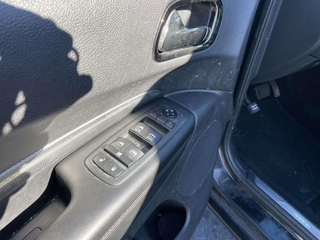 Used 2020 Dodge Durango GT image 27