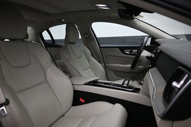 Used 2023 Volvo S60 B5 Ultimate w/ Protection Package Premier FWD image 30