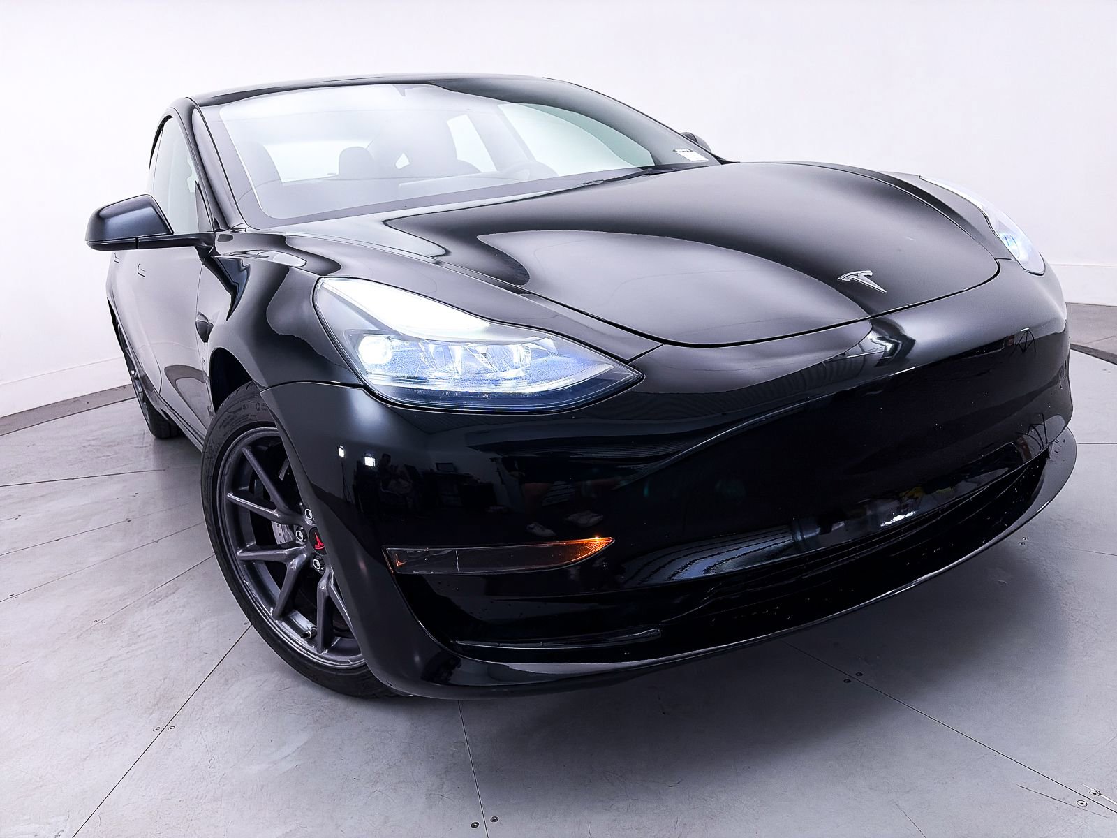Used 2023 Tesla Model 3 Standard Range RWD image 7