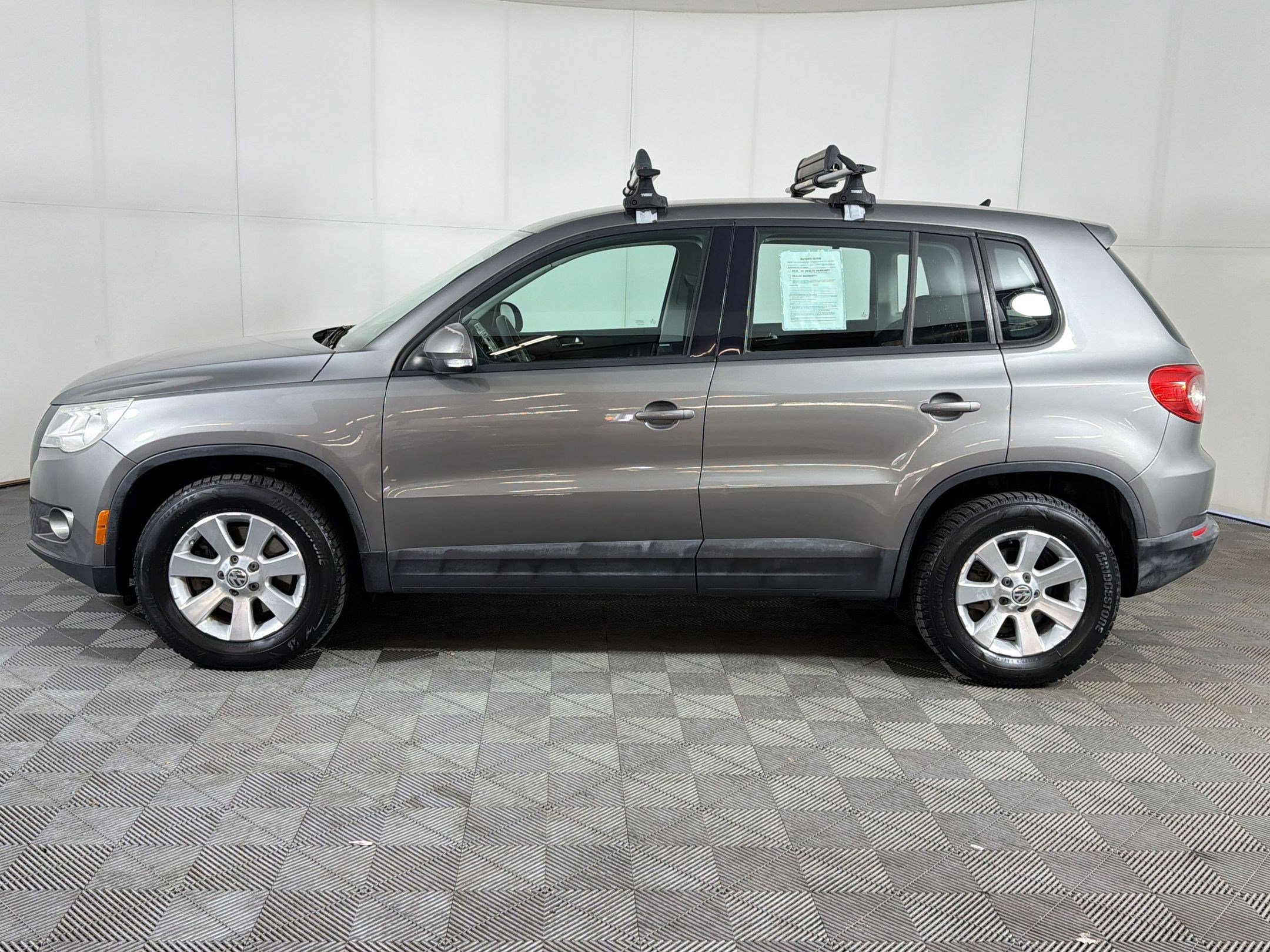 Used 2010 Volkswagen Tiguan S AWD/4WD video 2