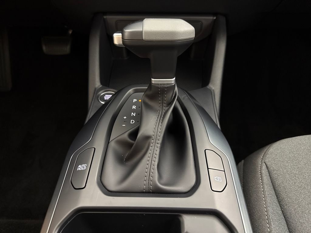 Used 2025 Kia K4 LXS image 19