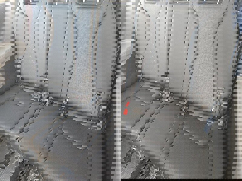 New 2026 Kia Carnival LXS image 8