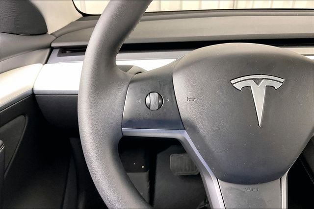 Used 2021 Tesla Model 3 Standard Range Plus RWD image 22