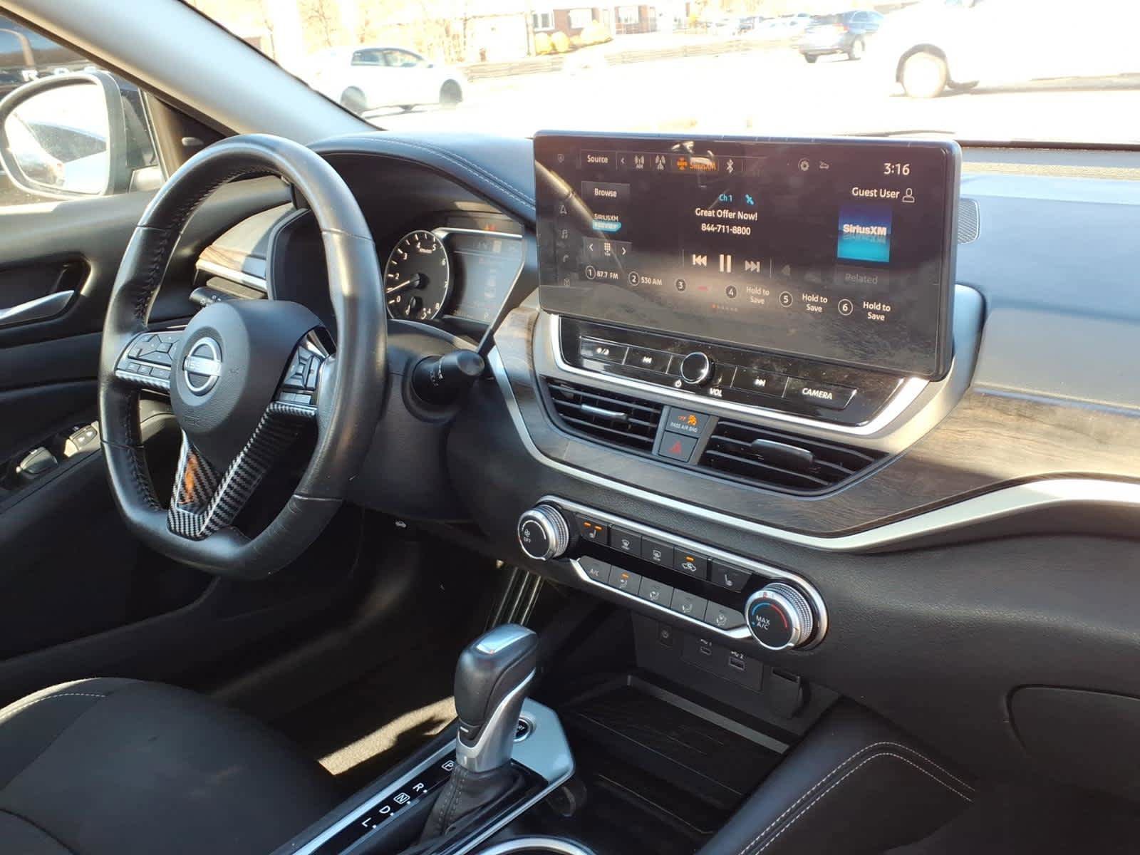 Certified 2024 Nissan Altima 2.5 SV w/ SV Premium Package AWD/4WD image 22