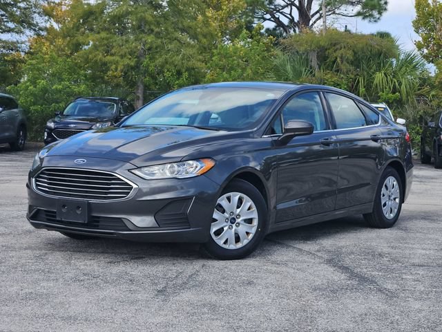 Used 2019 Ford Fusion S FWD image 1