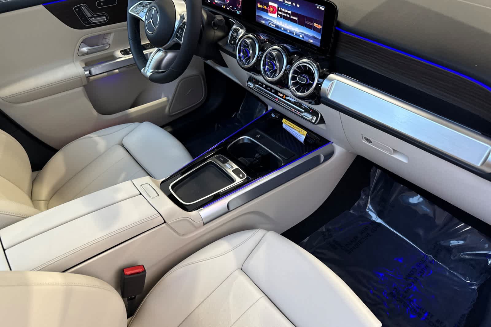 New 2026 Mercedes-Benz GLB 250 image 15