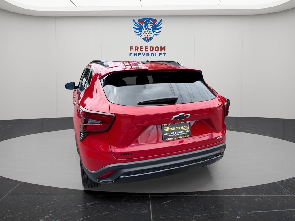 New 2026 Chevrolet Trax RS w/ Driver Confidence Package FWD image 5